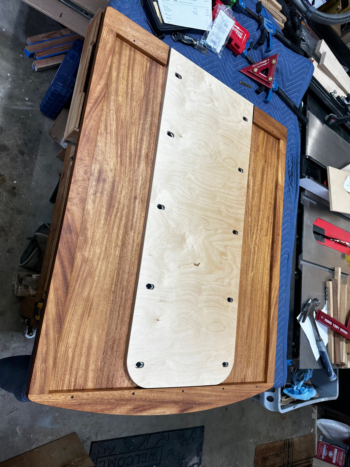 Lance 2375 Premium Table Top